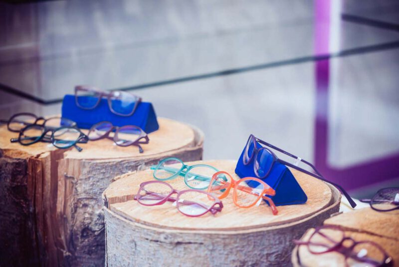 Die Aktuellen Brillenformen Mit Den Größeren Gläsern Sind Flexibler, Augenfreundlicher Und Bieten Ein Großes Sehfeld – Ideal Für Gleitsichtbrillen. Foto © Jonas Ratermann